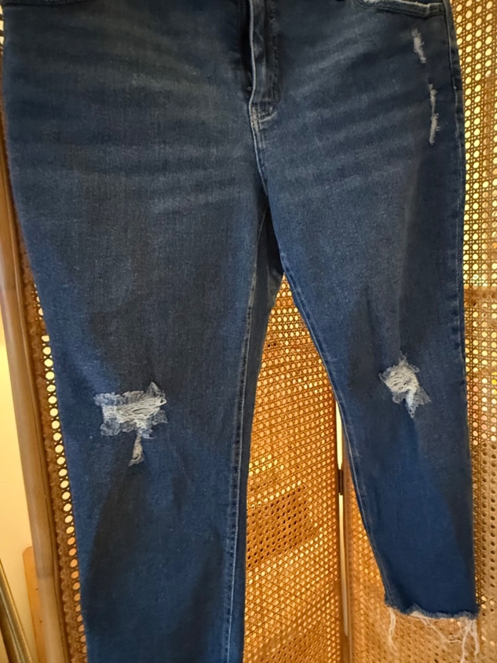 PLUS SIZE Ava & Viv Denim Ripped Straight Legged Jeans